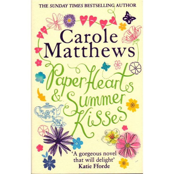 PAPER HEARTS AND SUMMER KISSES