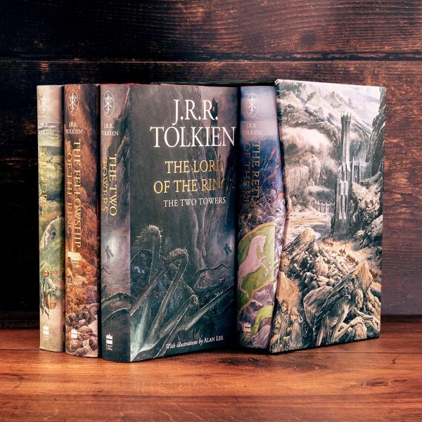 THE HOBBIT & THE LORD OF THE RINGS Boxed Set