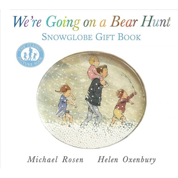 We`re Going on a Bear Hunt: Snowglobe Gift Book