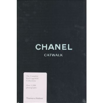 CHANEL: The Complete Karl Lagerfeld Collections