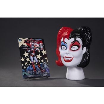 HARLEY QUINN: Book & Mask Set