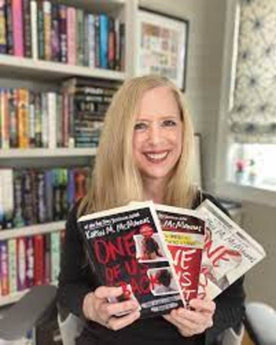 mcmanus-with-her-books